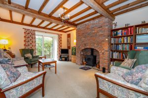 Lounge- click for photo gallery